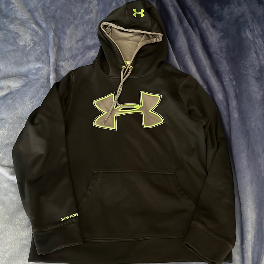 Under Armour Hoodie size SM/P